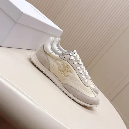 セリーヌ スニーカー