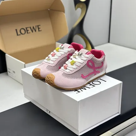 ロエベ スニーカー