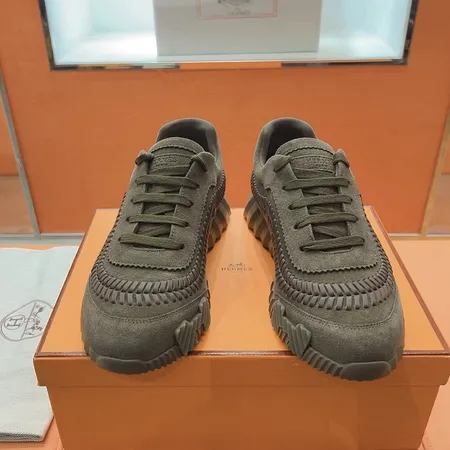 エルメス カジュアルシューズ