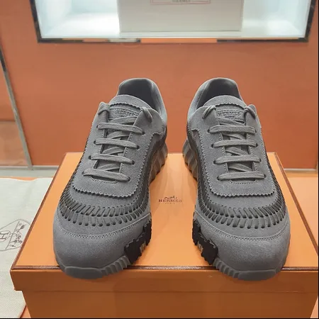 エルメス カジュアルシューズ