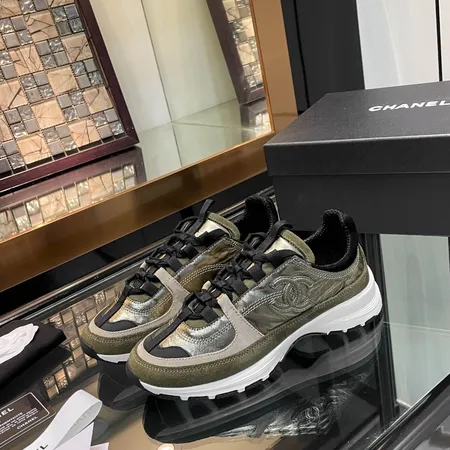 シャネル カジュアルシューズ