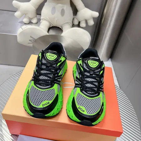 ディオール カジュアルシューズ