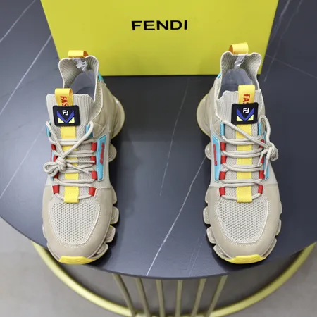 フェンディ スニーカー