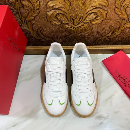 フェラガモ カジュアルシューズ