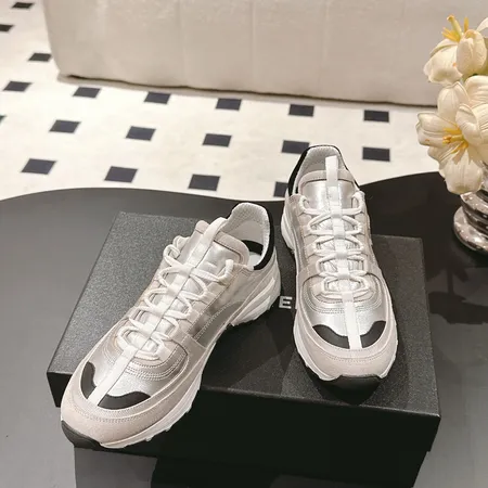 シャネル スニーカー