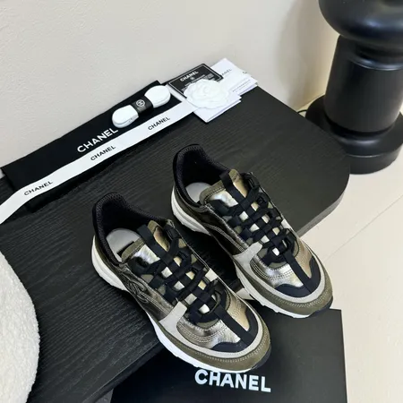 シャネル スニーカー