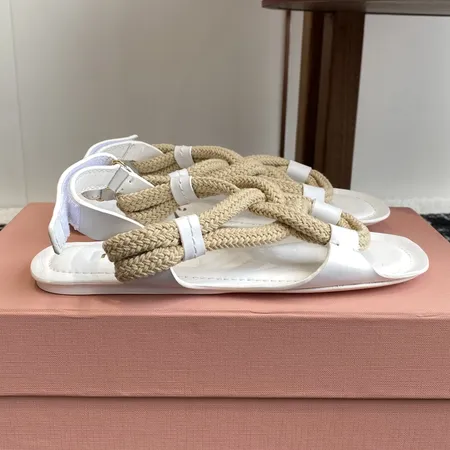 ミュウミュウ サンダル