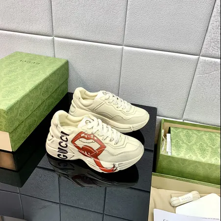 グッチ スニーカー