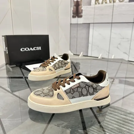 コーチ カジュアルシューズ