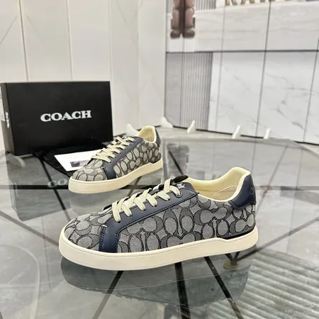 コーチ カジュアルシューズ