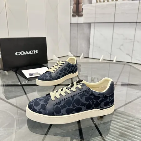 コーチ カジュアルシューズ