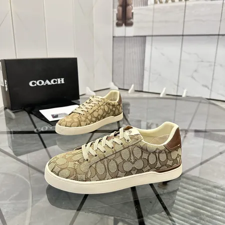 コーチ カジュアルシューズ
