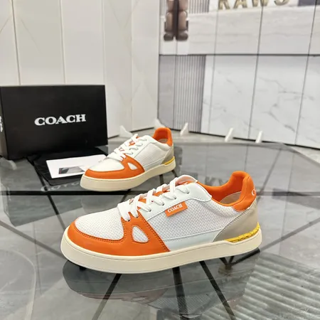 コーチ カジュアルシューズ