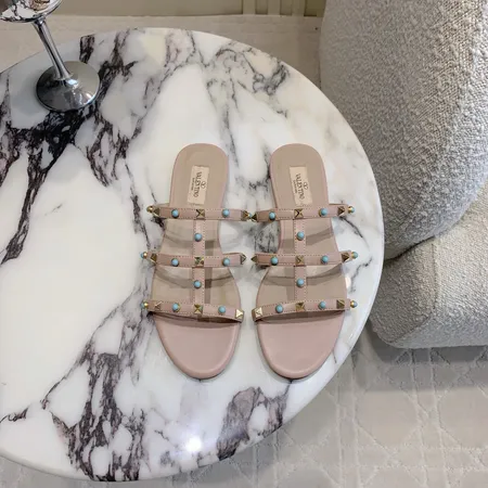 ヴァレンティノ スリッパ