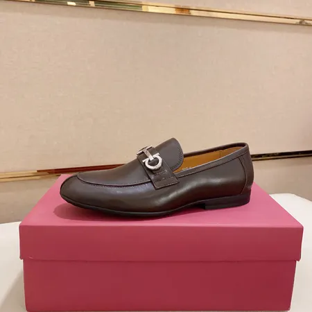 フェラガモ ビジネスシューズ