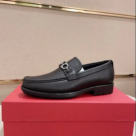 フェラガモ ビジネスシューズ