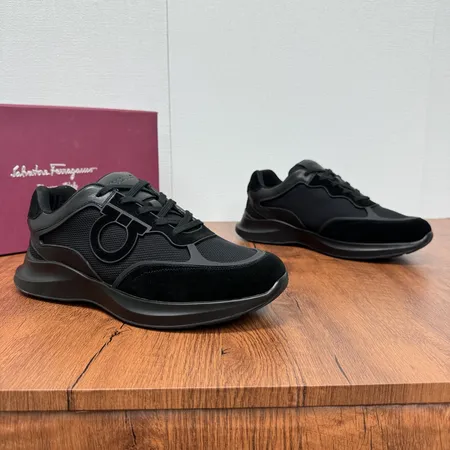 フェラガモ スニーカー