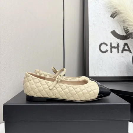 シャネル サンダル