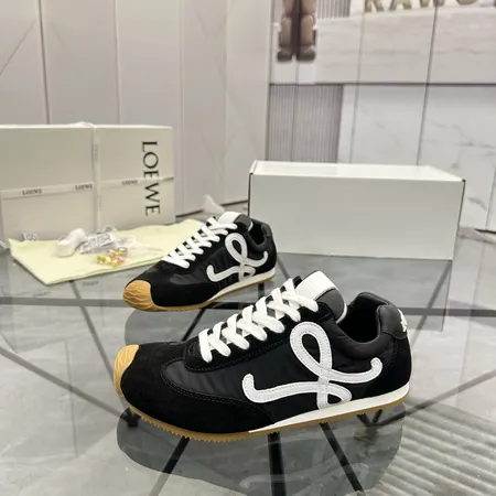 ロエベ カジュアルシューズ