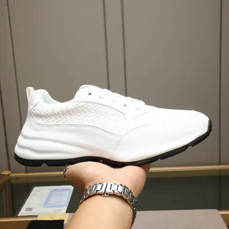 アルマーニ スニーカー