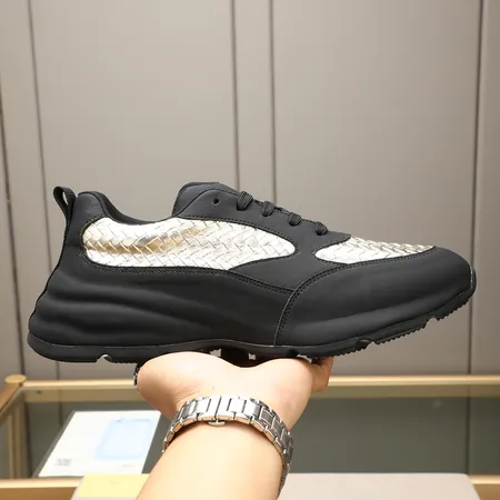 アルマーニ スニーカー