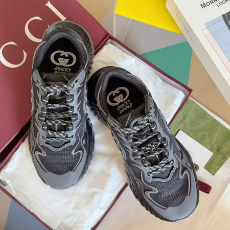 グッチ スニーカー