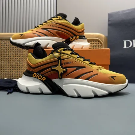 ディオール スニーカー