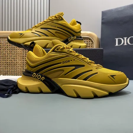 ディオール スニーカー