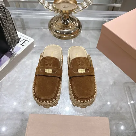 ミュウミュウ スリッパ