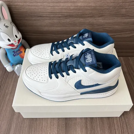 エアジョーダン カジュアルシューズ