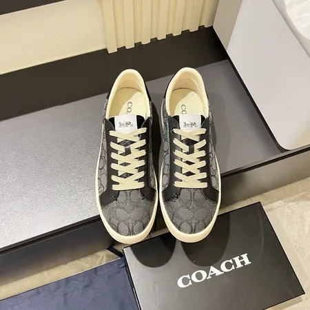 コーチ カジュアルシューズ