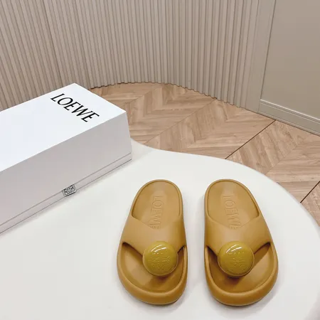 ロエベ スリッパ