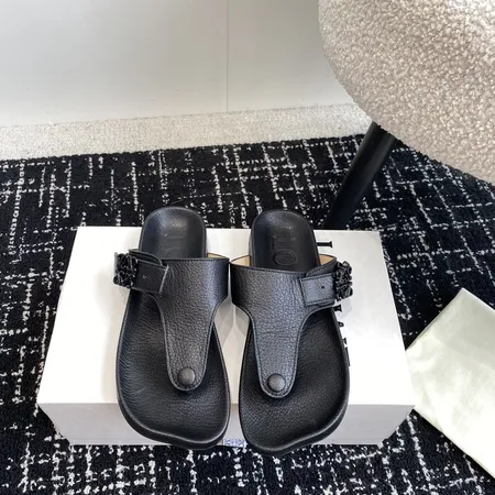 ロエベ サンダル