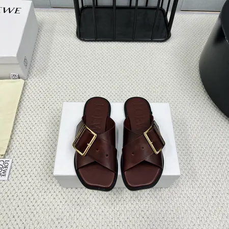 ロエベ スリッパ