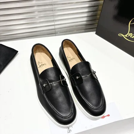 クリスチャン・ルブタン カジュアルシューズ