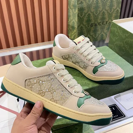 グッチ カジュアルシューズ