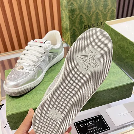 グッチ カジュアルシューズ