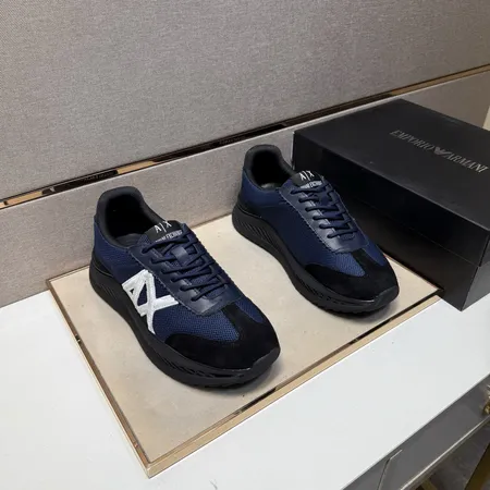 アルマーニ カジュアルシューズ