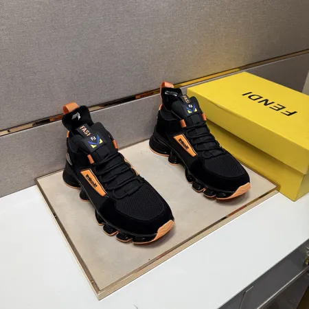 フェンディ カジュアルシューズ