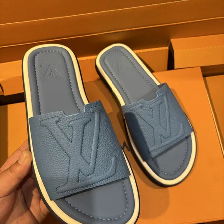 ルイヴィトン スリッパ