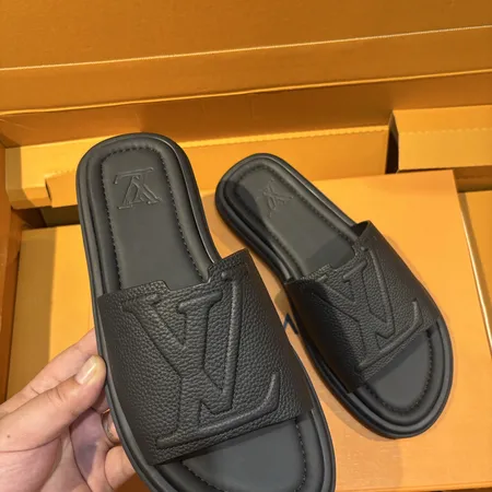 ルイヴィトン スリッパ