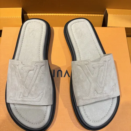 ルイヴィトン スリッパ