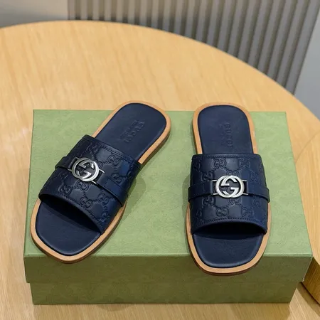 グッチ スリッパ
