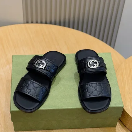 グッチ スリッパ