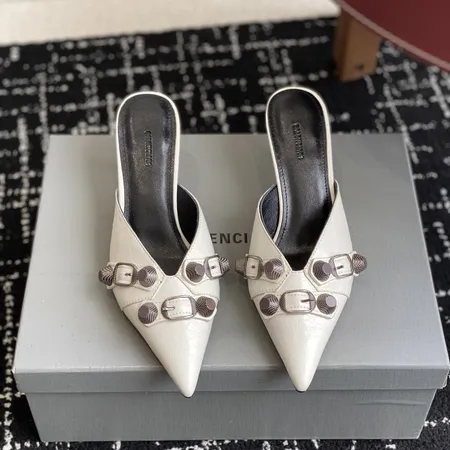 バレンシアガ サンダル