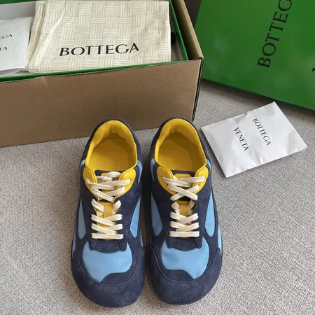 ボッテガ ヴェネタ カジュアルシューズ