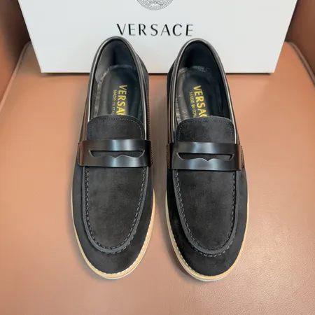 ヴェルサーチ カジュアルシューズ