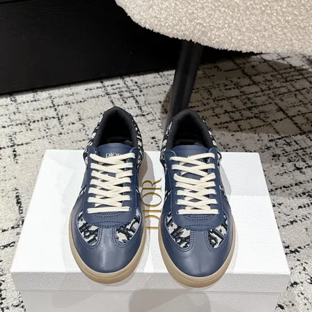 ディオール カジュアルシューズ