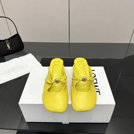 ロエベ スリッパ