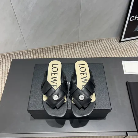 ロエベ スリッパ